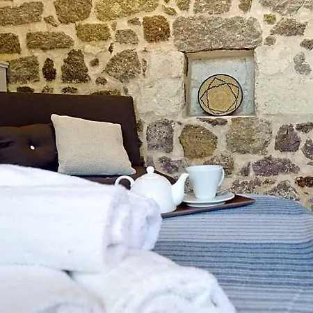 La Roccia Hotel
