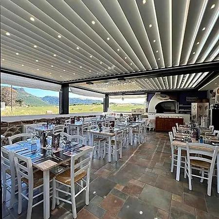 Hotel La Roccia 4*