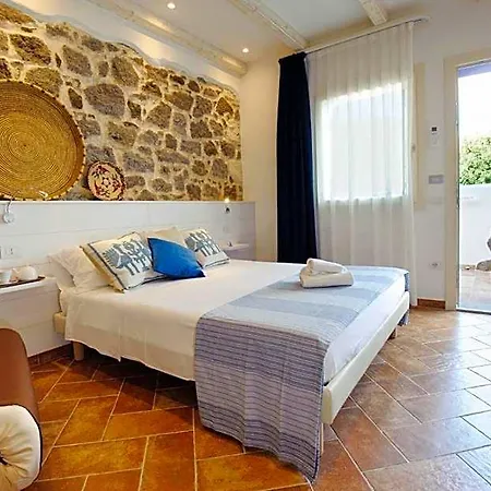 La Roccia Hotel Sedini